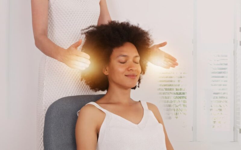 How reiki helps with stress relief